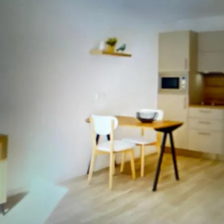Bright One Bedroom Rteiwb *