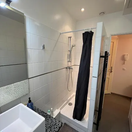 Bright One Bedroom Rteiwb Appartement Parijs